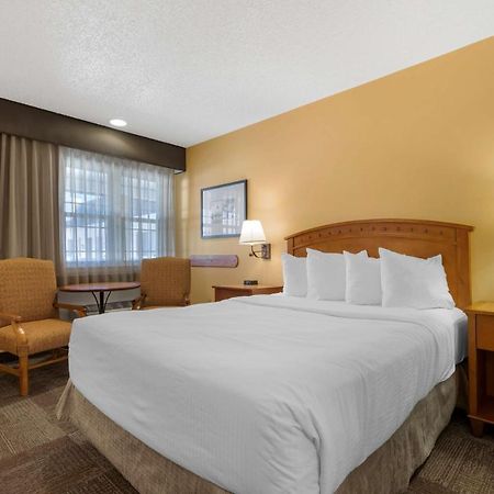 Best Western Pioneer Lusk Екстериор снимка